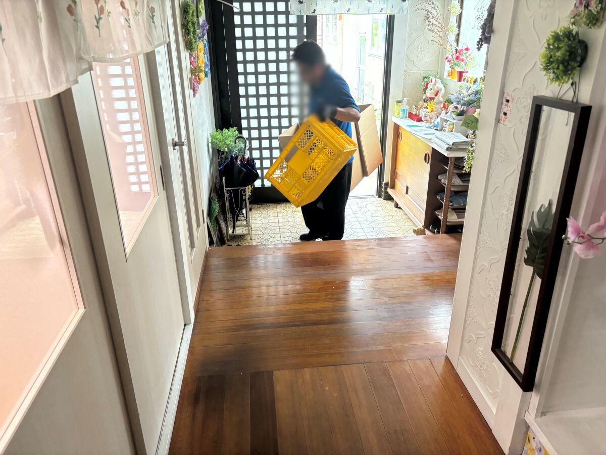 「一戸建てのネズミ被害の現場の清掃・片付けをさせていただきました」作業写真