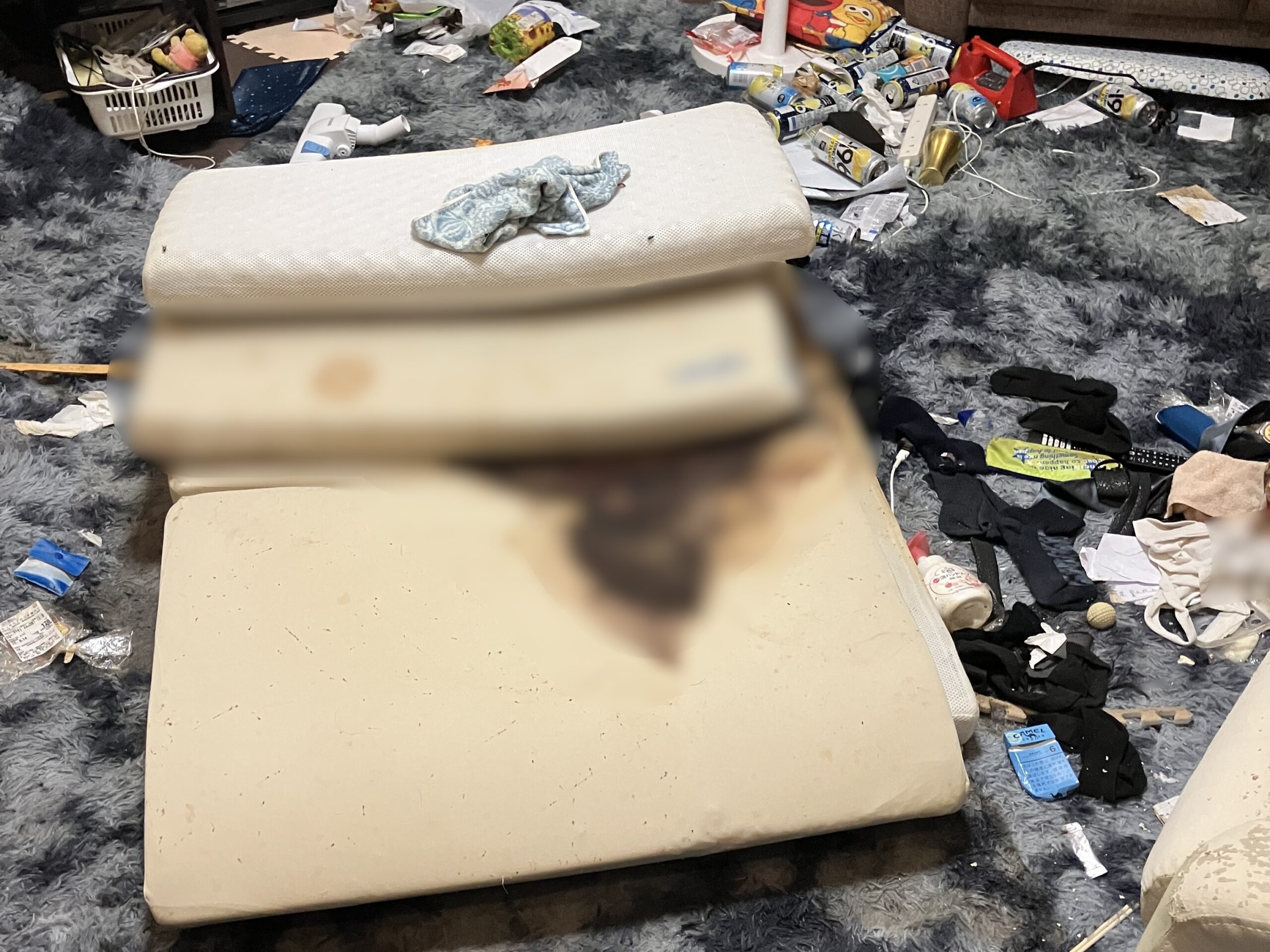 「一人暮らしをされていたお父様のご自宅の特殊清掃をしました」作業写真